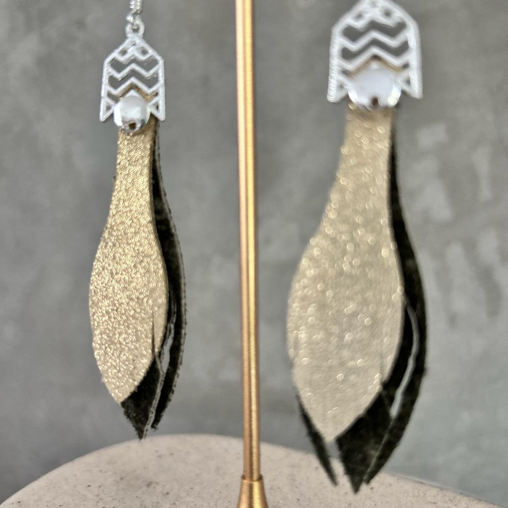Verde deslavado + dorado disco