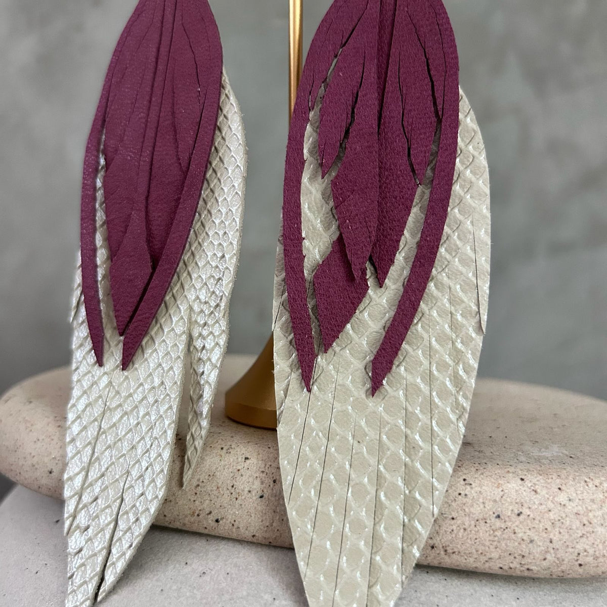 Beige texturizado + magenta