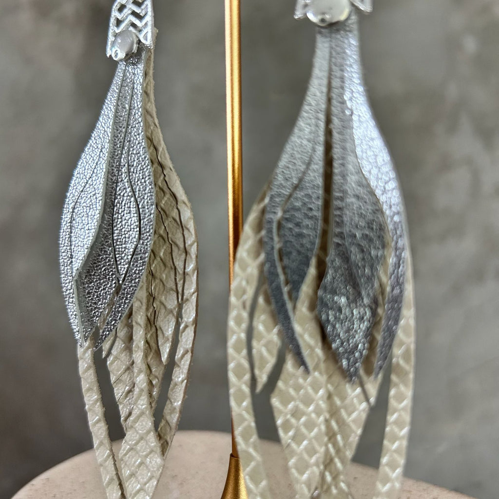 Perla texturizada + plata lisa